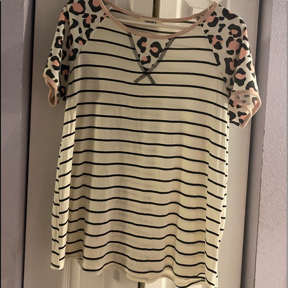 Adora brand, size medium top.